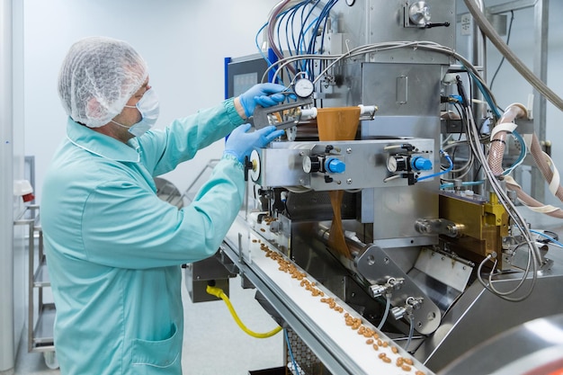 How Can Automated Packaging Solutions Enhance Efficiency in Food Manufacturing?